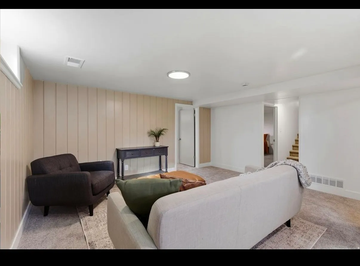 S 4800 W, West Valley City — Photo 2