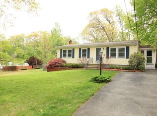 84 W Rochambault St, Haverhill, MA 01832