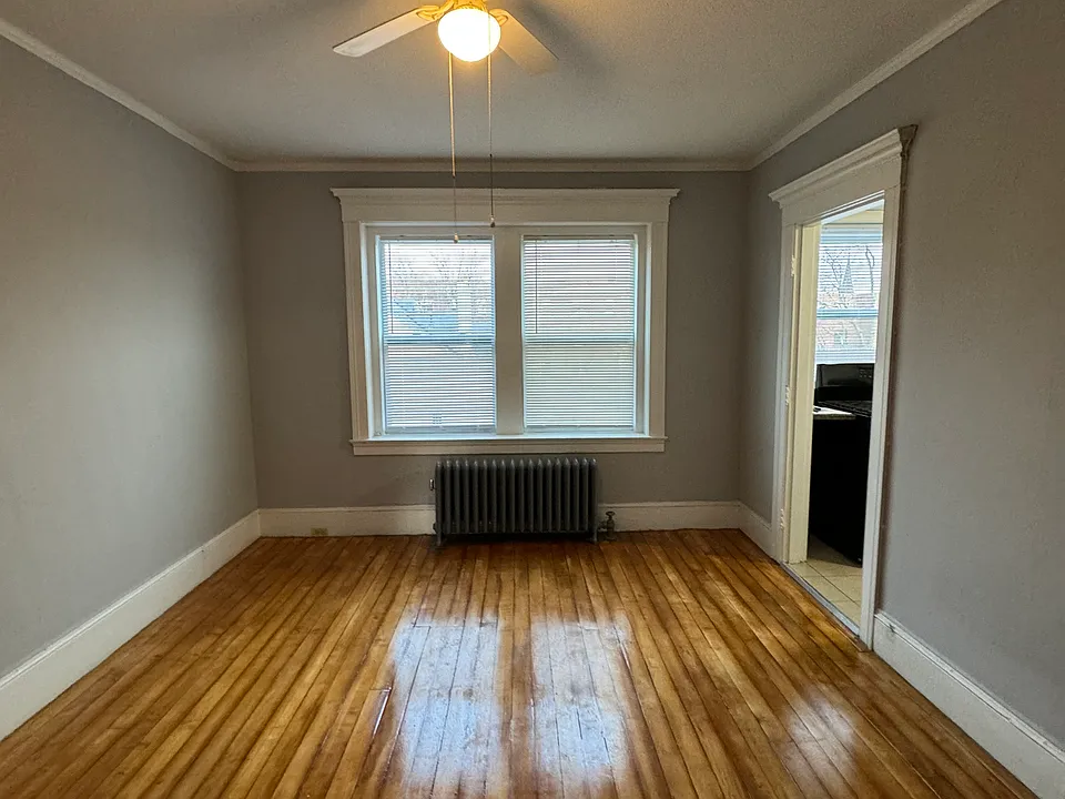 27 West St #12
