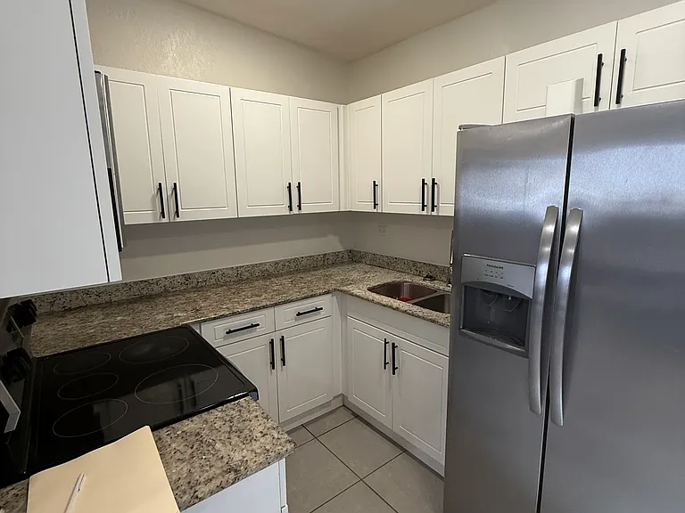16230 NW 21st Ave — Photo 8