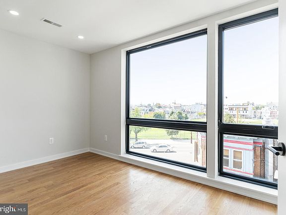 4th image of 2636 Belgrade St APT 304