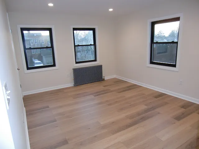 482 Broad Ave #7 — Photo 6