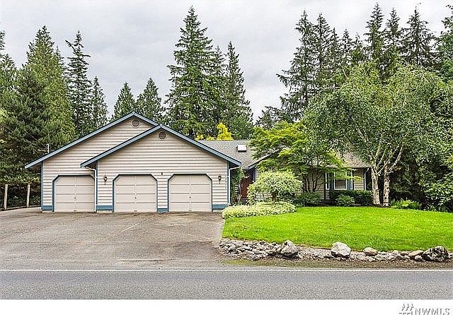 2nd image of 13517 Woods Creek Rd