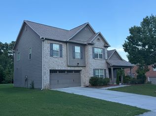 3102 Hollowstone Dr, Loganville, GA 30052