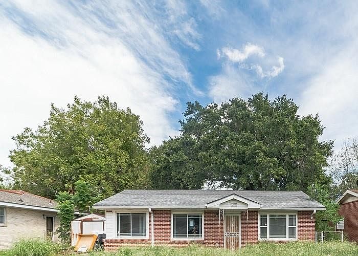 1st image of 6937 Dorian St
