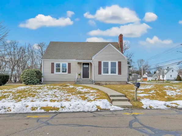 4 Woolsley Avenue, Trumbull, CT 06611