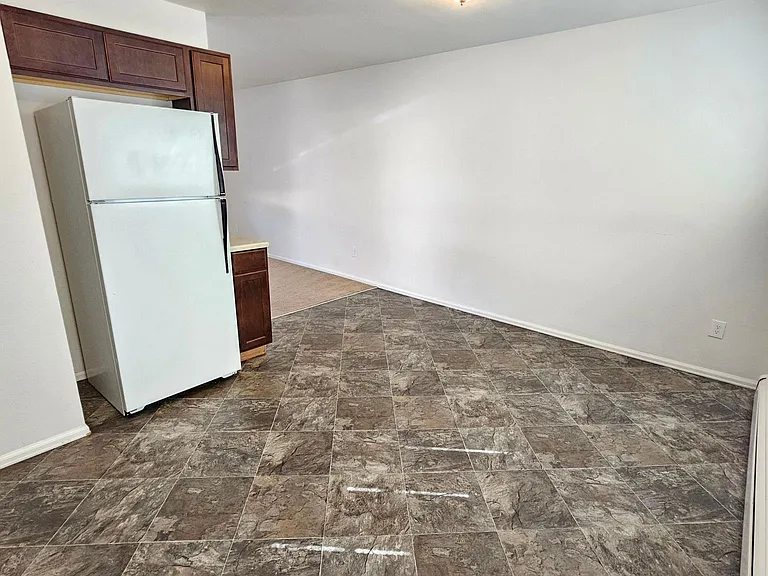 17 University Dr #C — Photo 7