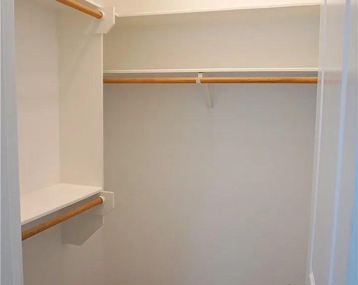1810 Stephanie St — Photo 15