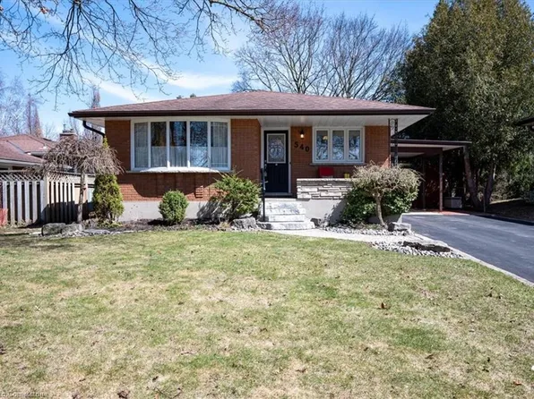 540 Sprucehill Ave, Waterloo, ON N2L 4V7