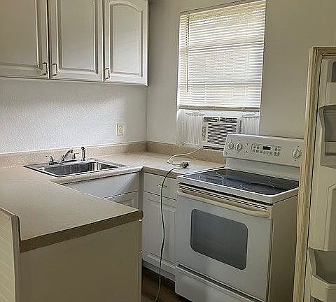 4th image of 7407 Pulsar St