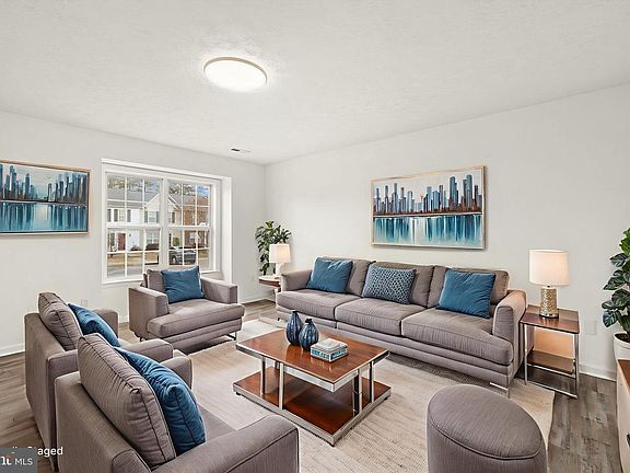 3rd image of 4112 Canopy Way
