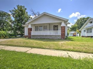 1945 E Wood St, Decatur, IL 62521