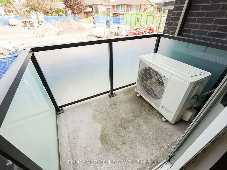 1081 Danforth Rd #125 — Photo 16