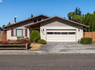 3848 Edgewood Dr, North Bend, OR