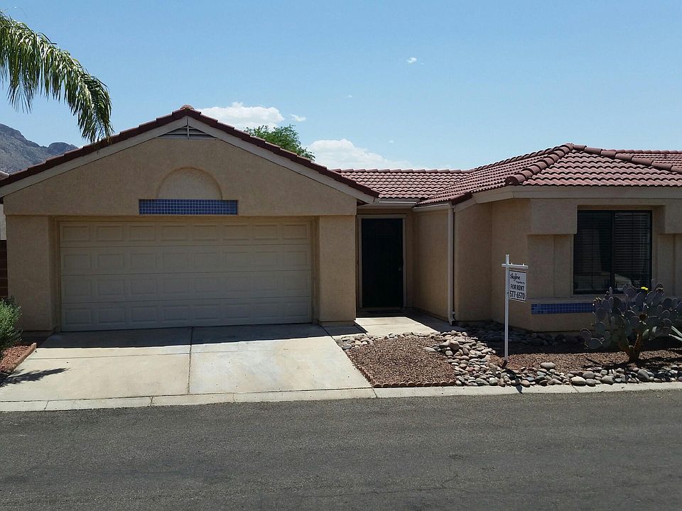 1st image of 701 W Oakley Pl