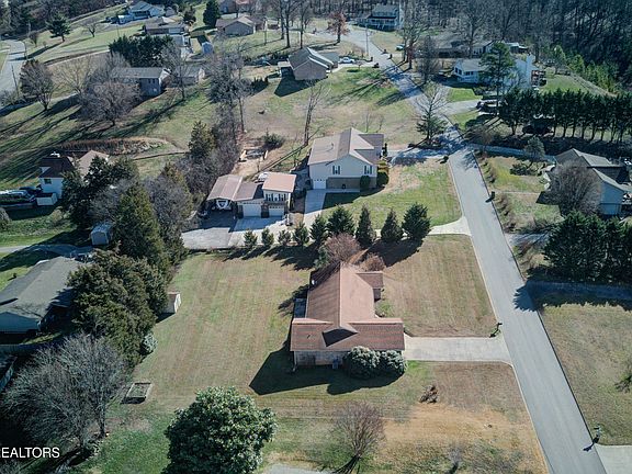 5th image of 2929 Oak Top Ct