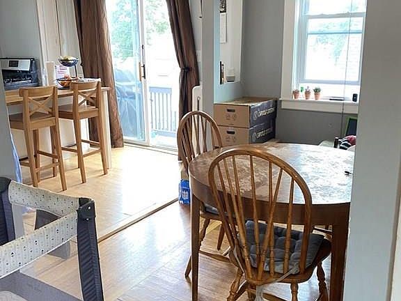 4th image of 27 Bartlett St #2