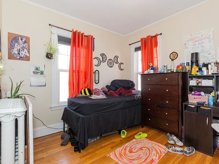 17 Bennett St — Photo 11