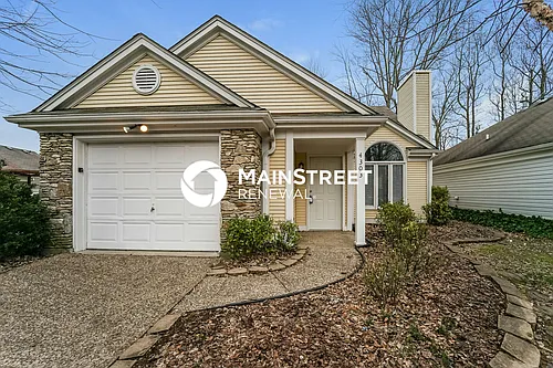 4303 Bay Pointe Dr Photo 1