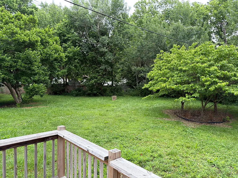 5320 Southeastern Ave — Photo 35