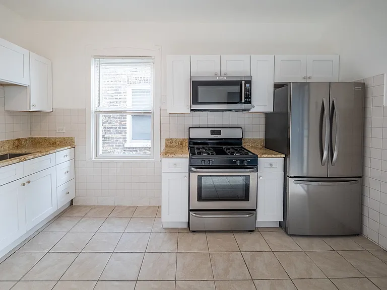 1640 N Linder Ave #2 — Photo 3