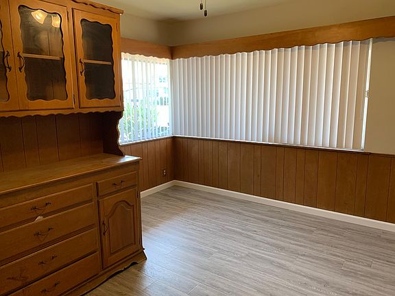 5th image of 15726 Cornuta Ave