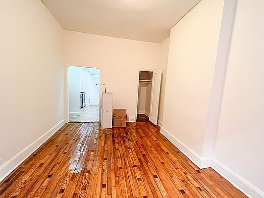 3rd image of 425 W 57th St APT 2A