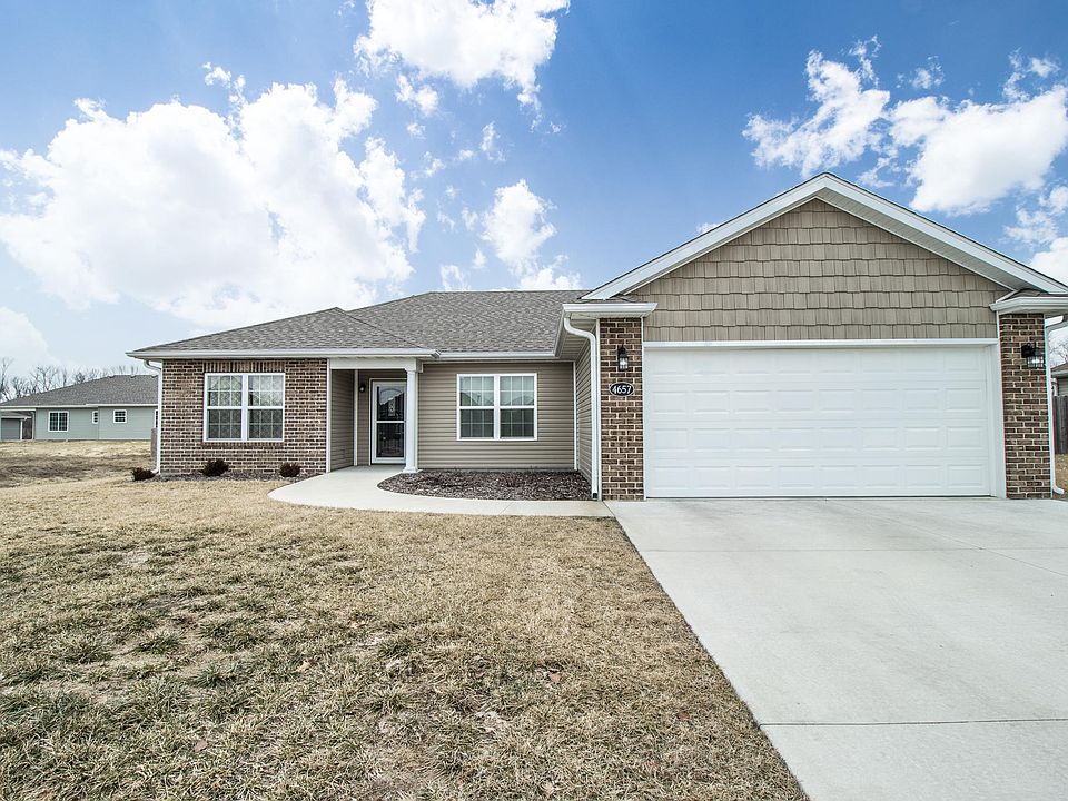 1st image of 4657 E Summerhill Dr