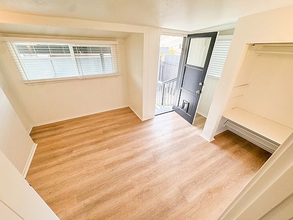 5th image of 44-46 Ocean View Ave #17321017