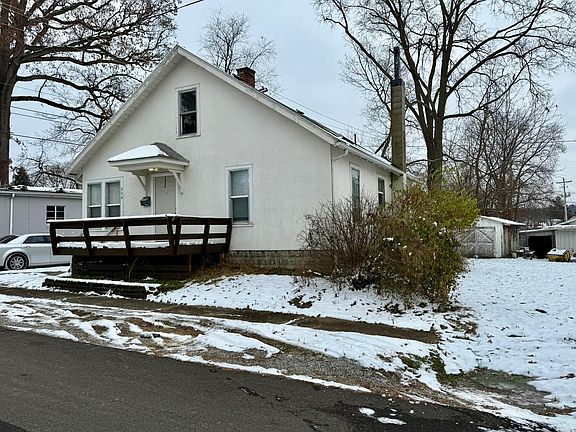4th image of 204 Harnwell St