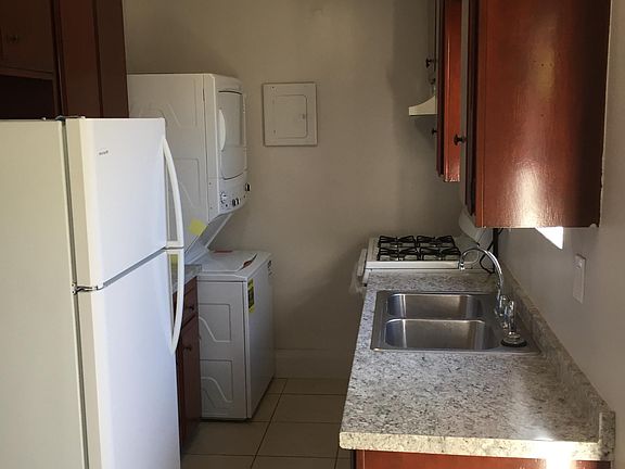 4th image of 2835 W Avenue 32