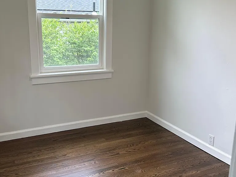 10 Maple Way — Photo 10
