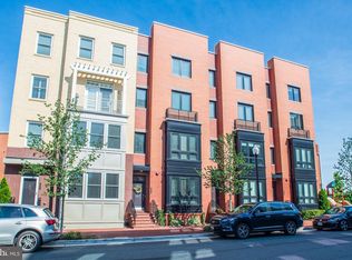 1819 Main Line Blvd, Alexandria, VA 22301