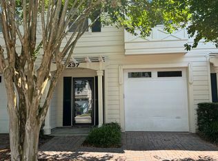 237 Mattie M Kelly Blvd, Destin, FL 32541