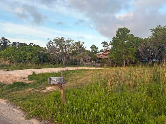 3rd image of 4301 Riverside Dr