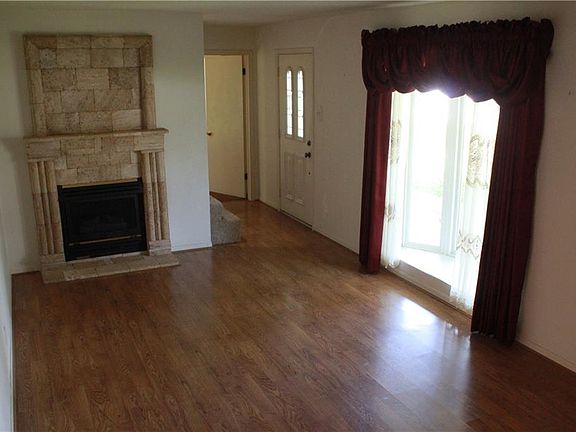 4th image of 3732 Byrd Dr