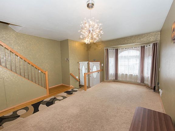 4th image of 74 McVeigh Ave