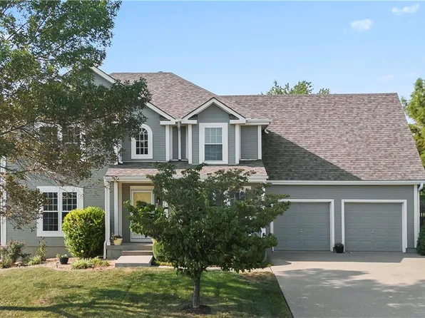 1216 SE Warren Dr, Lees Summit, MO 64081