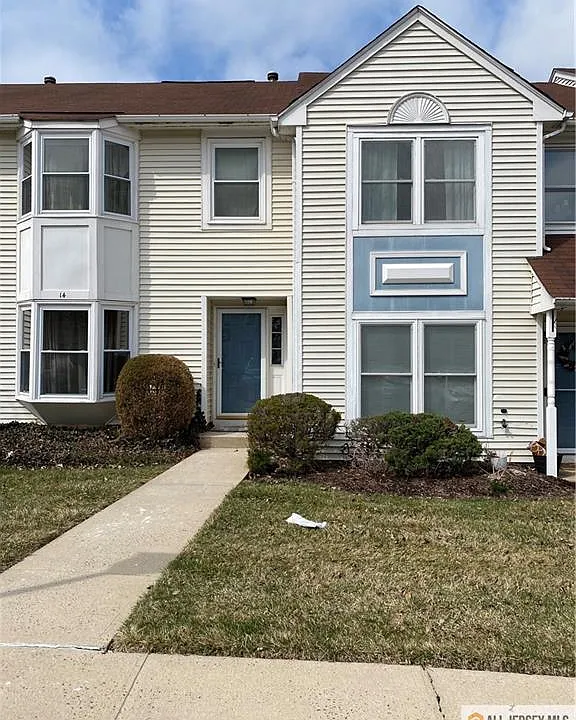 14 Concord Sq #1503