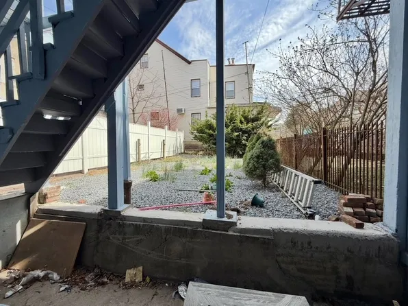 872 Broadway image 4 of 21