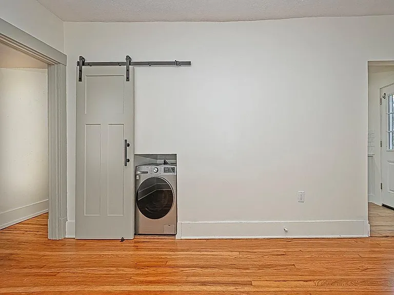 105 Shady Dr W #4 — Photo 16