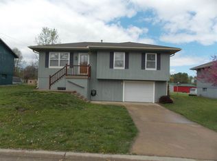 707 E Grandriver St, Clinton, MO 64735