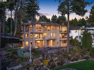 3012 Lakeview Blvd, Lake Oswego, OR