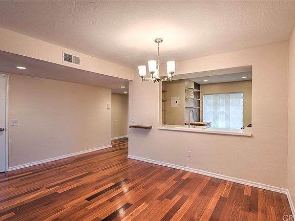 2nd image of 3333 Primera Ave APT D