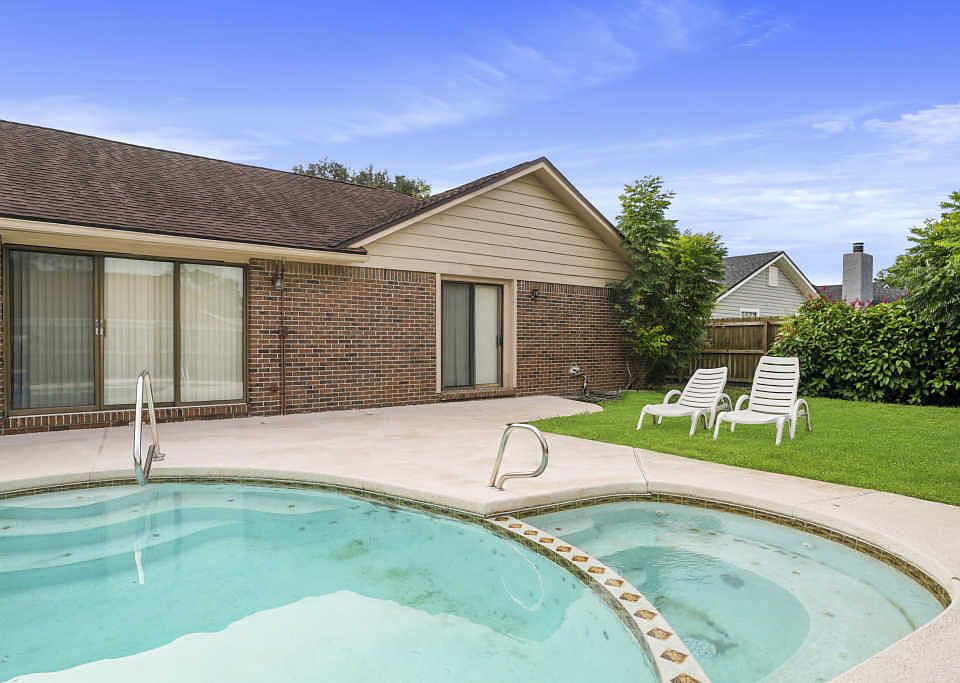 1st image of 12328 Muscovy Dr