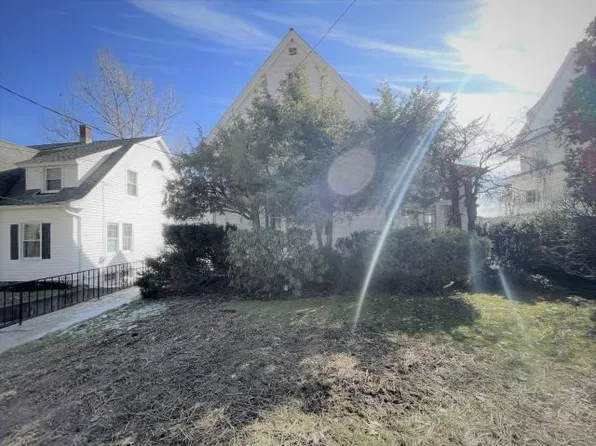 230 Jackson Ave, Bradford, PA 16701