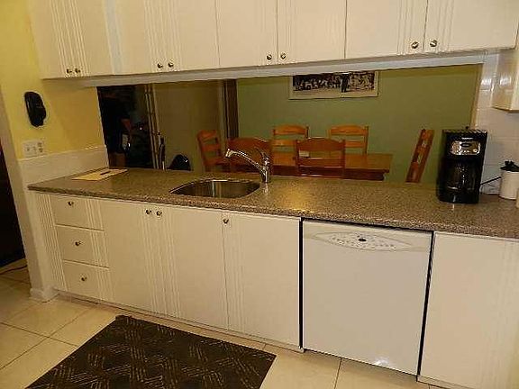 3rd image of 5201 SW 31st Ave APT 148