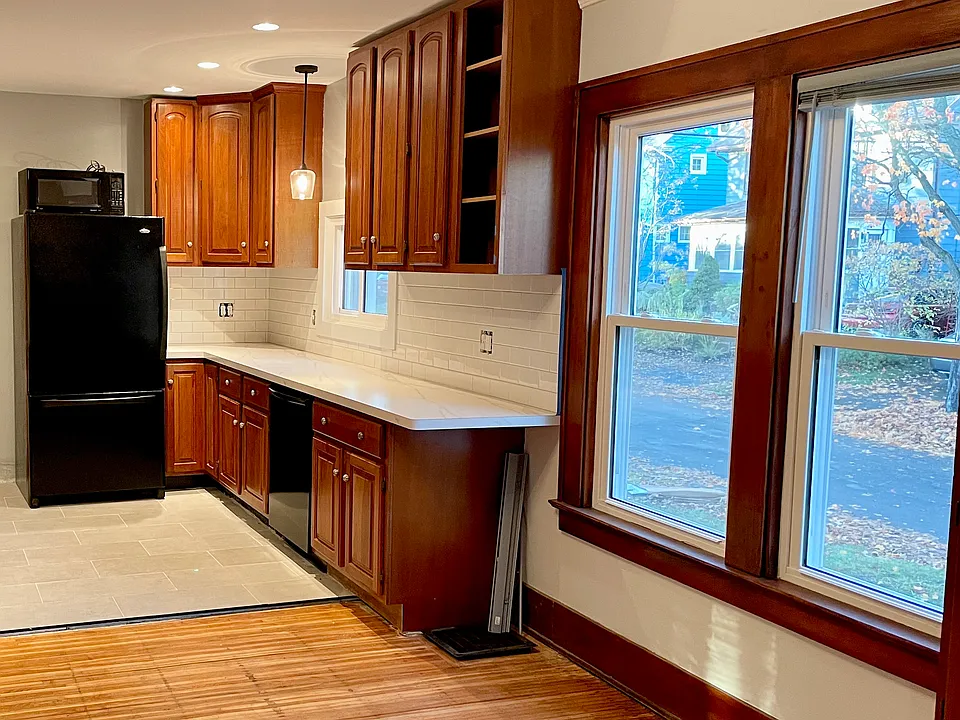 Dining room/kitchen