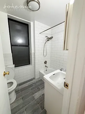 Rented by Bohemia Realty Group | media 7