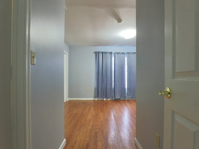 43 2nd Ave #2 — Photo 11
